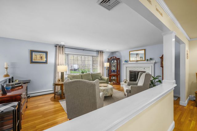 5 Kaycees Way, West Yarmouth, MA 02673