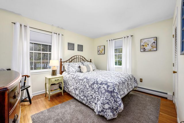 5 Kaycees Way, West Yarmouth, MA 02673