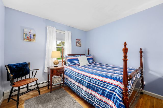 5 Kaycees Way, West Yarmouth, MA 02673