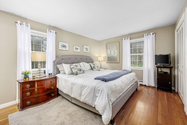 5 Kaycees Way, West Yarmouth, MA 02673
