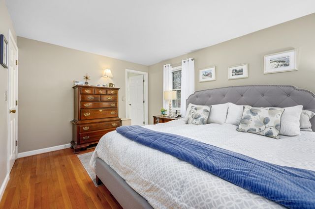 5 Kaycees Way, West Yarmouth, MA 02673