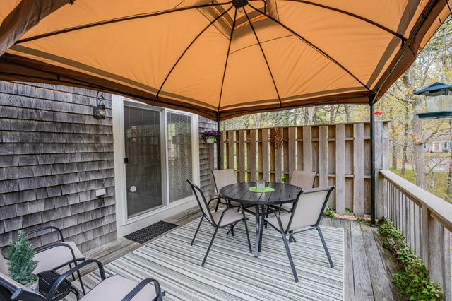 5 Kaycees Way, West Yarmouth, MA 02673