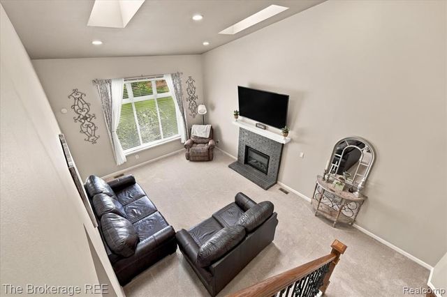 1087 Deer Creek Trail, Grand Blanc, MI 48439