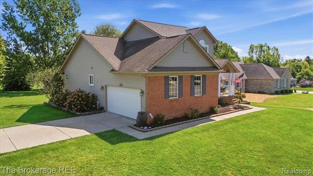 1087 Deer Creek Trail, Grand Blanc, MI 48439