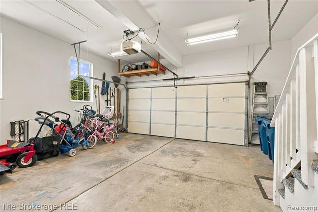 1087 Deer Creek Trail, Grand Blanc, MI 48439