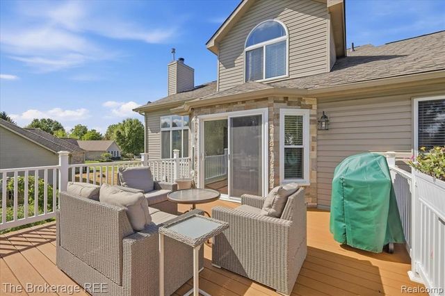 1087 Deer Creek Trail, Grand Blanc, MI 48439