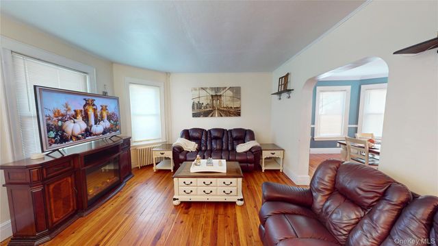 88 Grand Avenue, Middletown, NY 10940