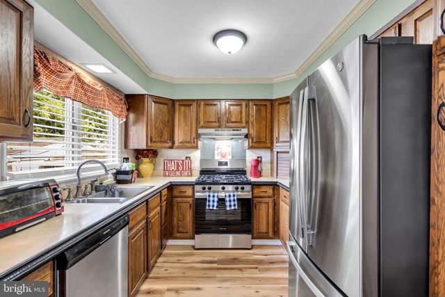 19 TIMBER CREEK RD, Stratford, NJ 08084