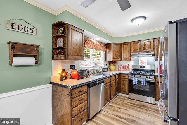 19 TIMBER CREEK RD, Stratford, NJ 08084