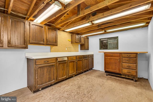 19 TIMBER CREEK RD, Stratford, NJ 08084