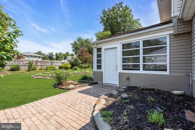 19 TIMBER CREEK RD, Stratford, NJ 08084
