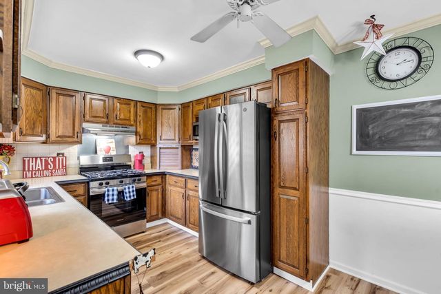 19 TIMBER CREEK RD, Stratford, NJ 08084