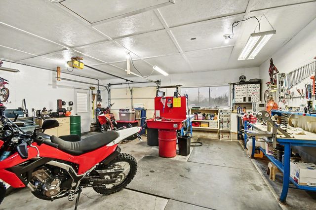 1400 W M-55, Tawas Twp, MI 48763