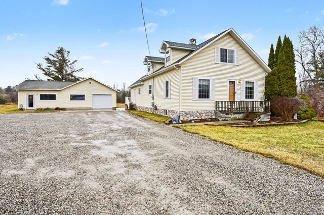 1400 W M-55, Tawas Twp, MI 48763