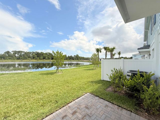 121 SE Birch Terrace, Stuart, FL 34997