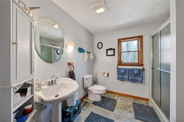 70 Tannery Road, Constantia, NY 13044