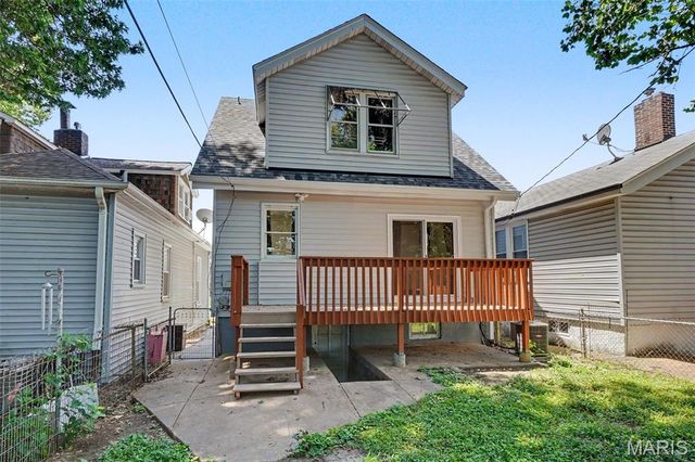 5325 Blow Street, St Louis, MO 63109