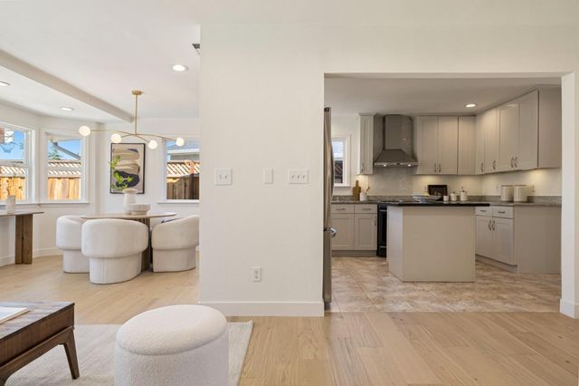 601 Spar Drive, Redwood City, CA 94065