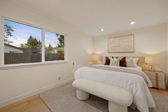 601 Spar Drive, Redwood City, CA 94065