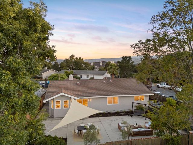 601 Spar Drive, Redwood City, CA 94065