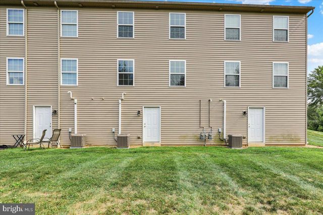 526 ARIETTA CT, Reading, PA 19605