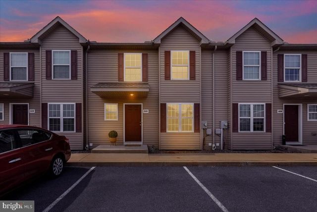 526 ARIETTA CT, Reading, PA 19605