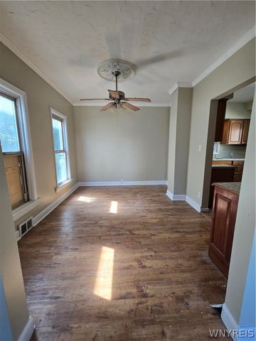 1869 Cleveland Avenue, Niagara Falls, NY 14305