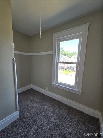 1869 Cleveland Avenue, Niagara Falls, NY 14305
