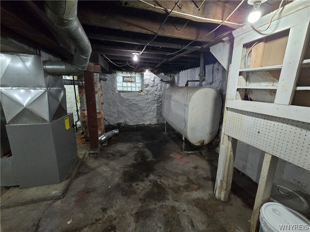 1869 Cleveland Avenue, Niagara Falls, NY 14305