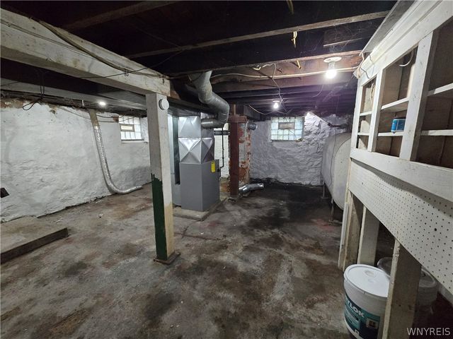 1869 Cleveland Avenue, Niagara Falls, NY 14305