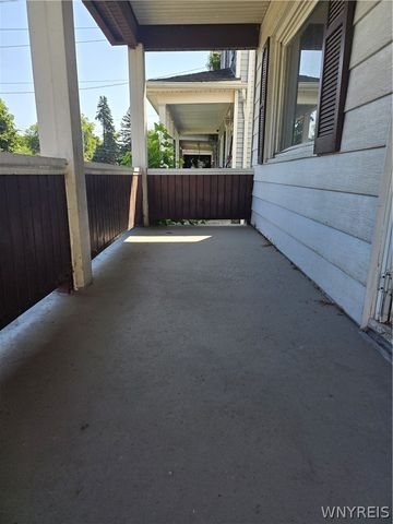 1869 Cleveland Avenue, Niagara Falls, NY 14305