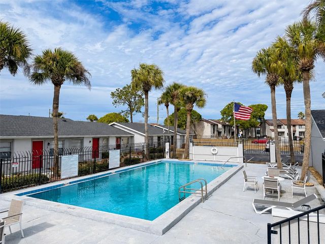 25 LAKE VILLA WAY, Kissimmee, FL 34743