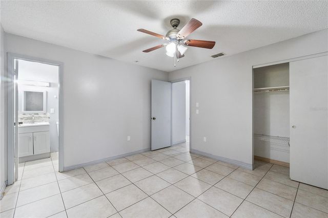 25 LAKE VILLA WAY, Kissimmee, FL 34743