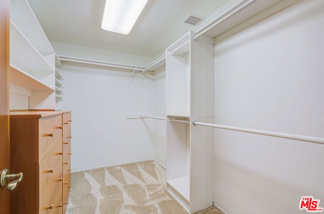 15511 Woodcrest Drive, Sherman Oaks, CA 91403