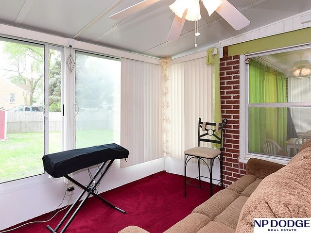 4949 Pratt Street, Omaha, NE 68104
