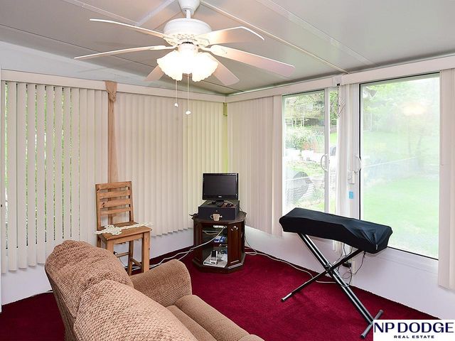 4949 Pratt Street, Omaha, NE 68104