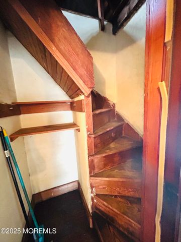 34 Rector Place, Red Bank, NJ 07701