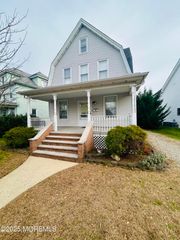 34 Rector Place, Red Bank, NJ 07701