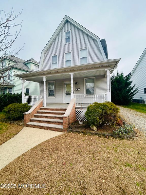 34 Rector Place, Red Bank, NJ 07701