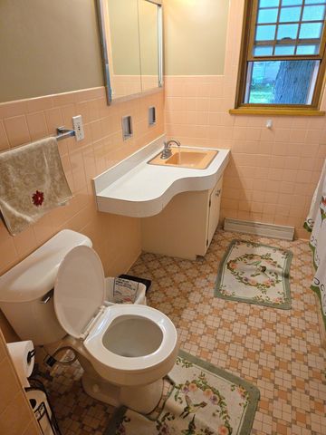 2114 W 3rd Place, Hobart, IN 46342