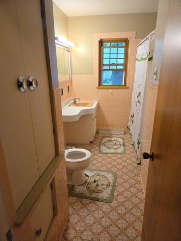 2114 W 3rd Place, Hobart, IN 46342