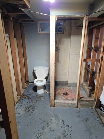 2114 W 3rd Place, Hobart, IN 46342
