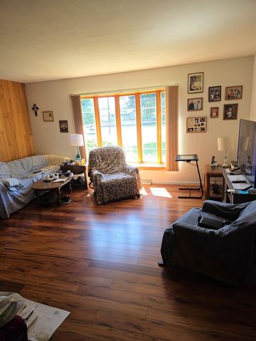 2114 W 3rd Place, Hobart, IN 46342