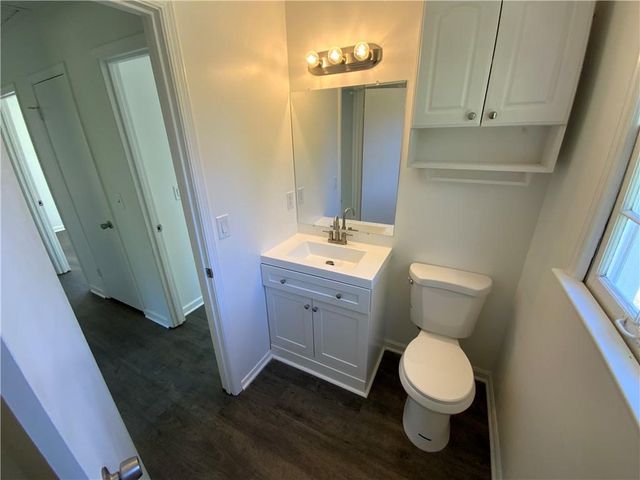 294 Farm Ridge NE Drive, Woodstock, GA 30188