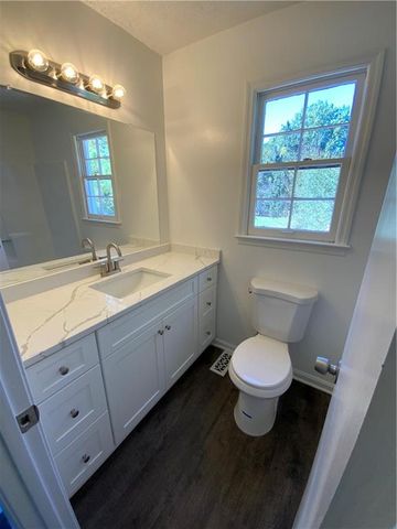 294 Farm Ridge NE Drive, Woodstock, GA 30188