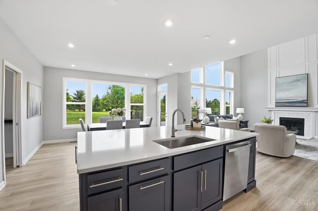 8050 Duke Boulevard, Deerfield Twp., OH 45040