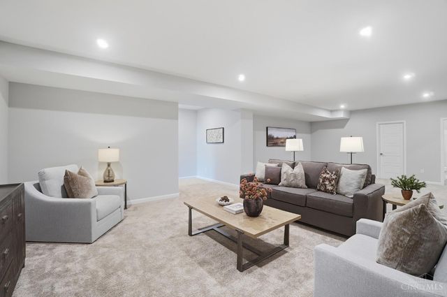 8050 Duke Boulevard, Deerfield Twp., OH 45040