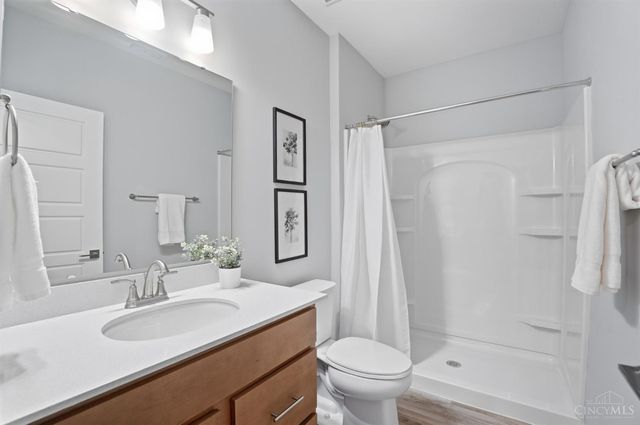 8050 Duke Boulevard, Deerfield Twp., OH 45040