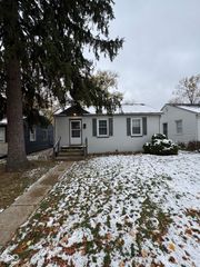 138 N 3rd Avenue, Beech Grove, IN 46107