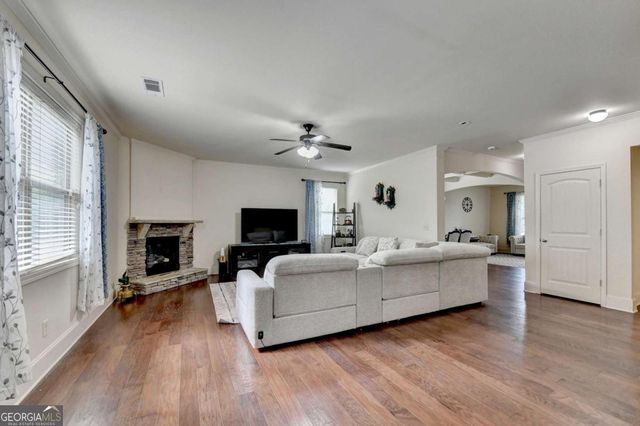 5705 Aspen Drive, Cumming, GA 30040